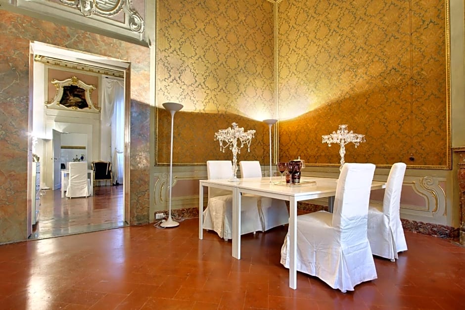 Palazzo Tolomei - Residenza D'Epoca