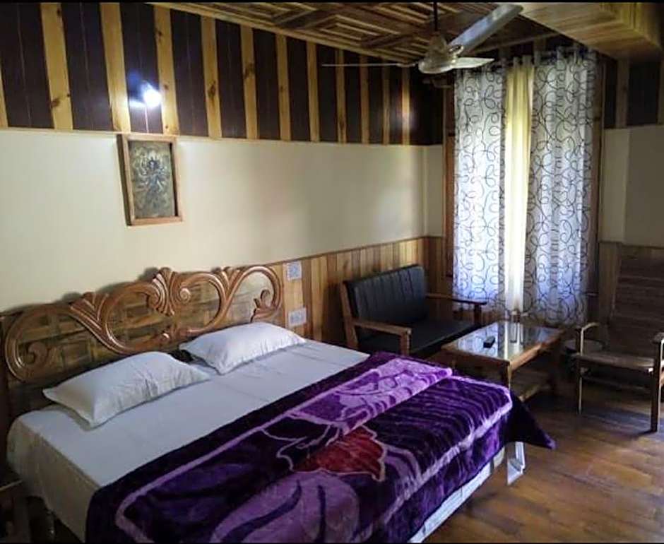 Hotel Mountain Orchid – Manali, PA