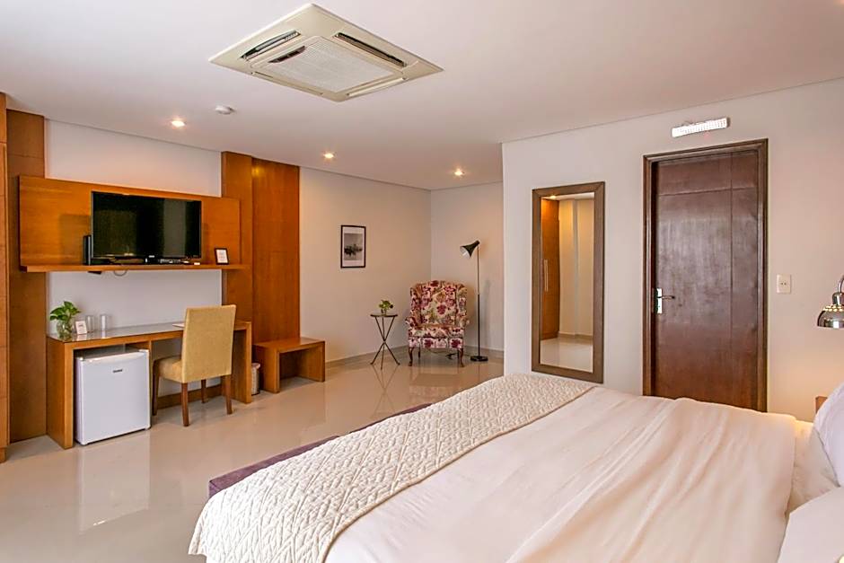 Las Lomas Casa Hotel