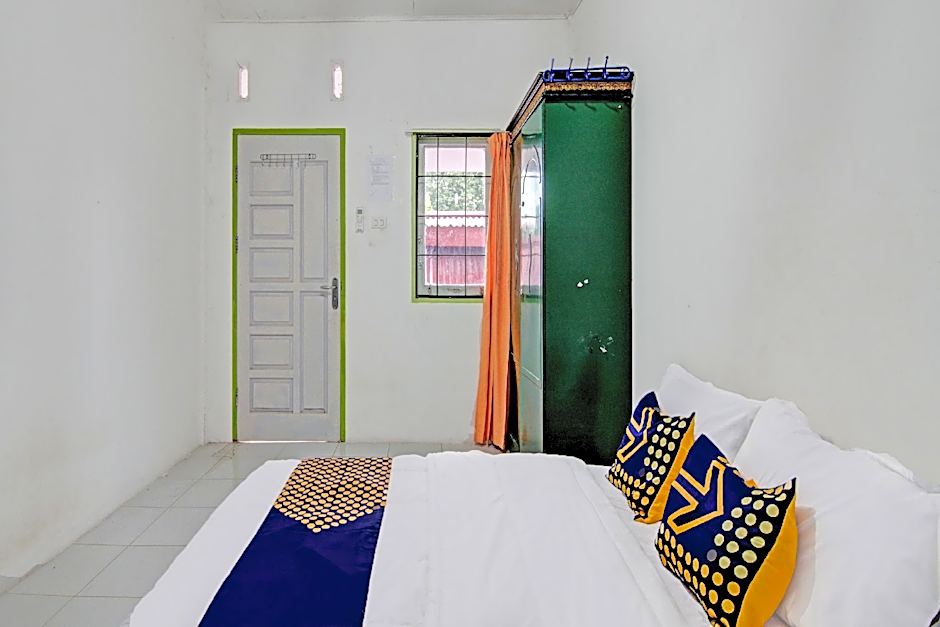 SPOT ON 91950 Guest House TekNong Syariah