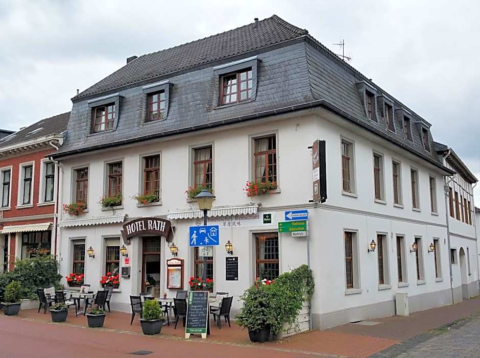 Photo 1 of 26 of Hotel Rath