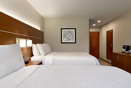 Room with Two Beds - Hearing Accessible - Non-Smoking