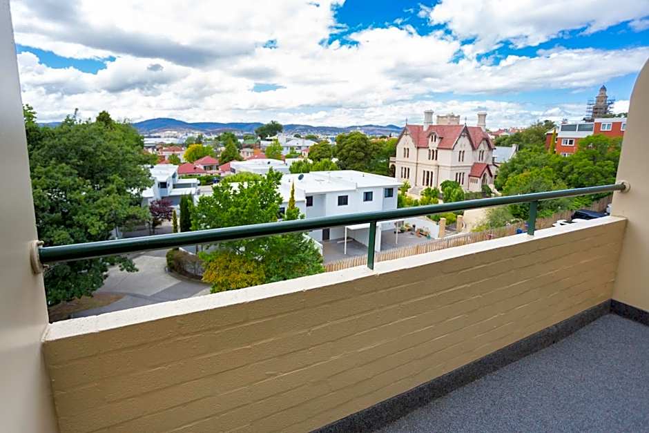 St Ives Motel Apartments