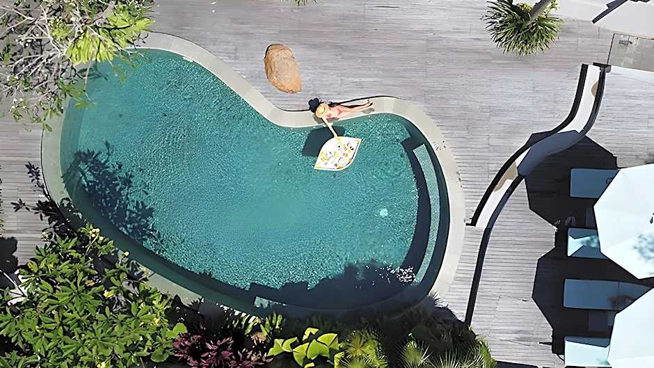 Ecozy Dijiwa Canggu