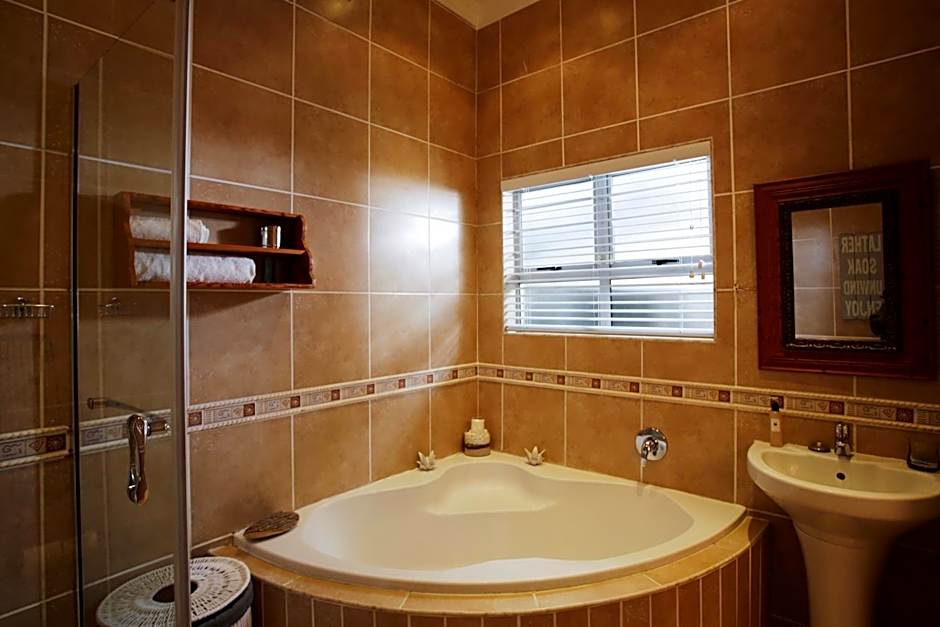 Ocean Hideaway Bed and Breakfast