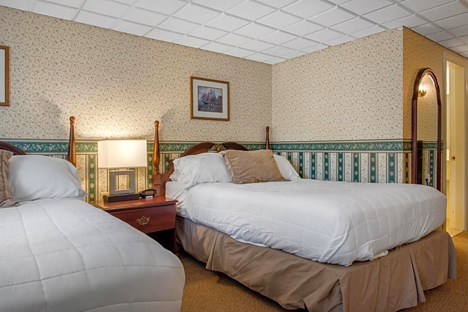 Coachman Inn