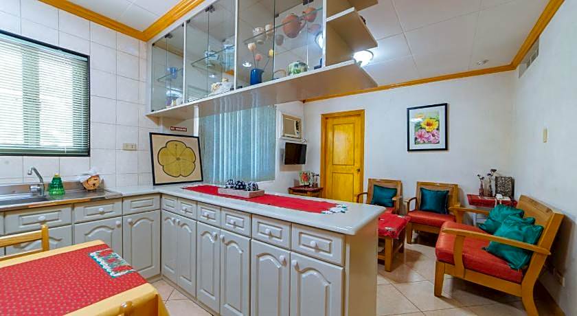 RedDoorz @ Arimbay Legazpi City