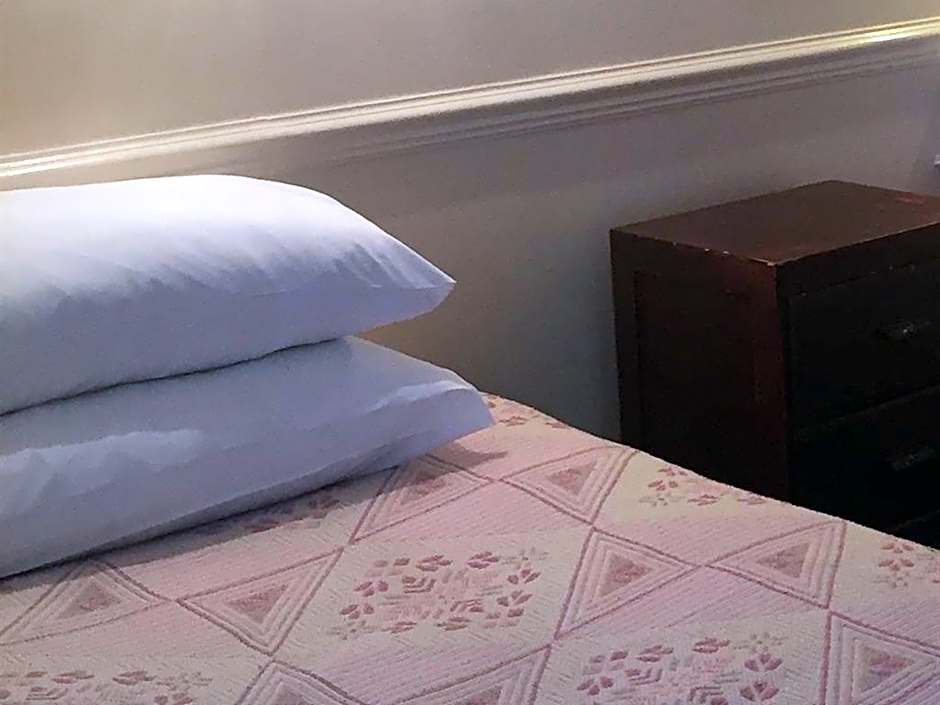 Colnbrook Lodge Guest House