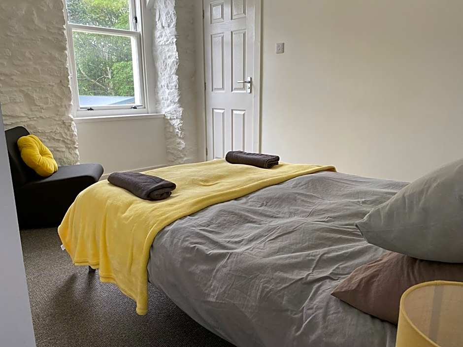 Hartfield House Hostel