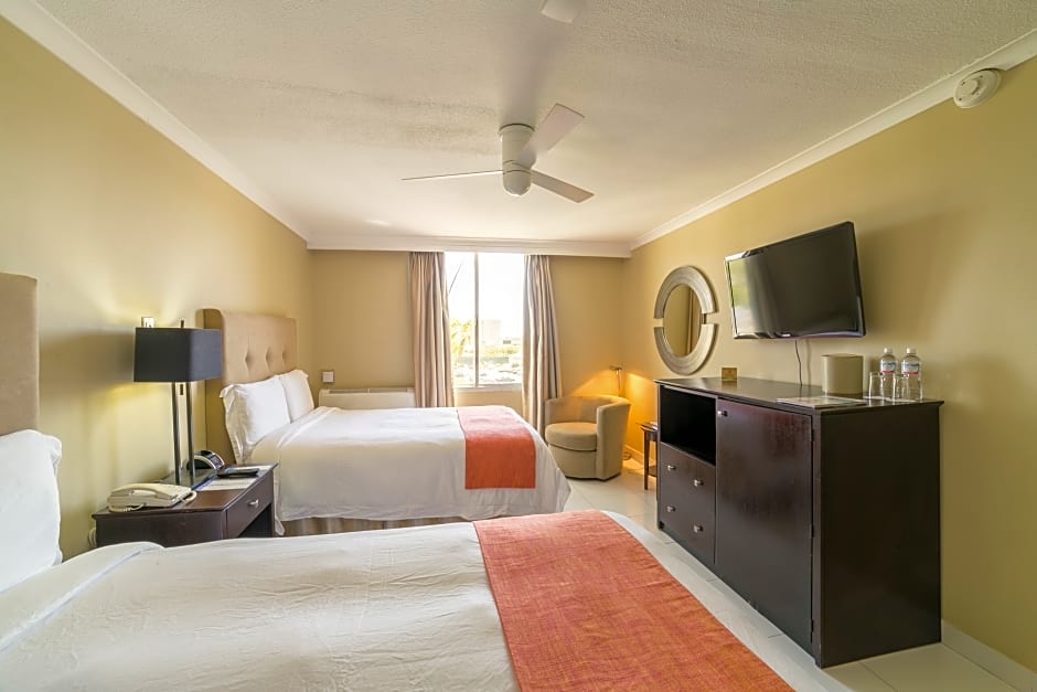 TRYP by Wyndham Aruba Adults Only Hotel