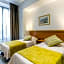 Hotel Busby