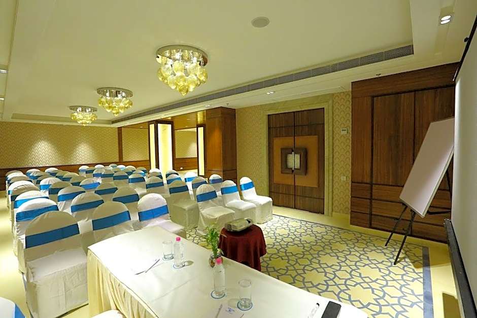 The Wall Street Beacon, Jaipur