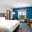 Holiday Inn Express Pratt By IHG