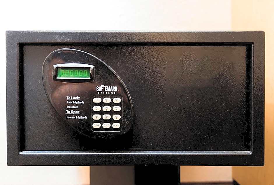 Red Roof PLUS+ Pittsburgh South - Airport