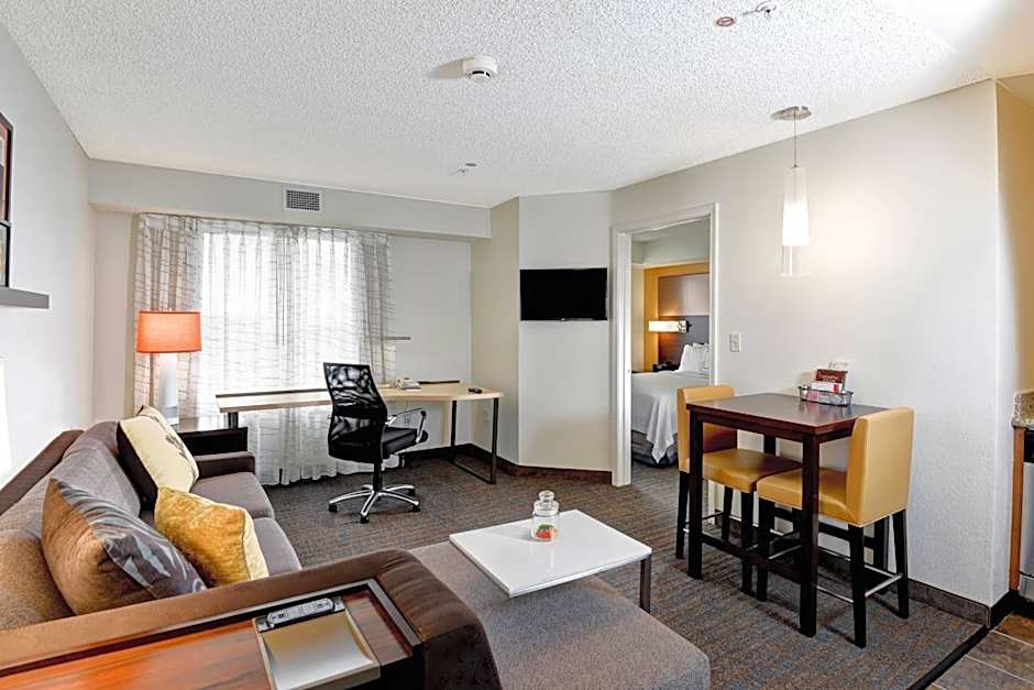 Photo 1 of 5 of 1 Bedroom 1 Queen Bed with Sofabed Suite