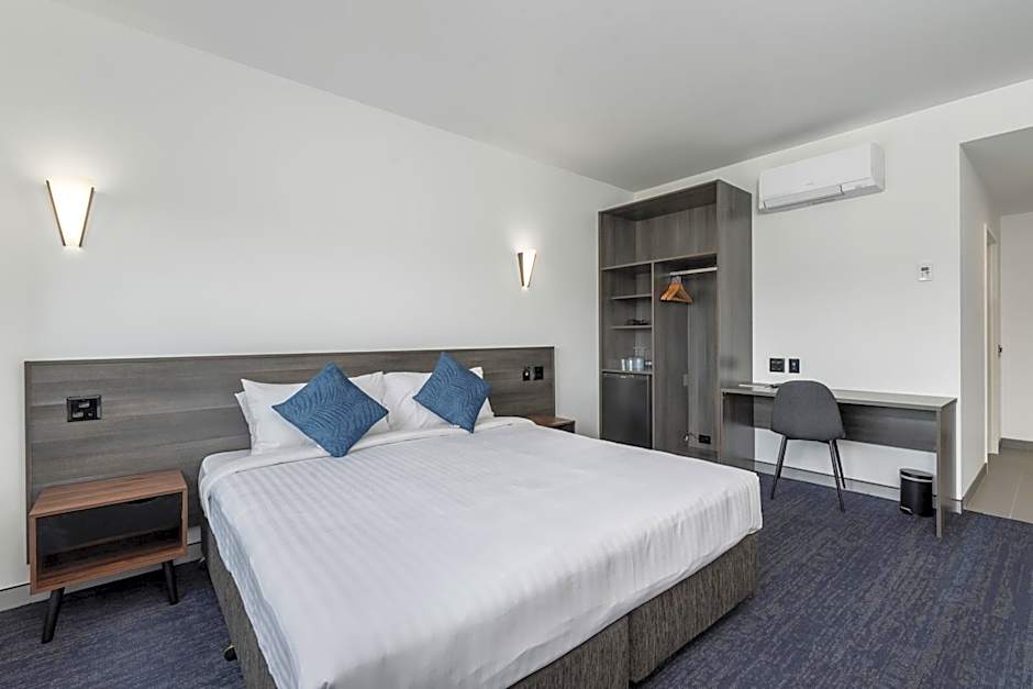 Thornton Executive Hotel