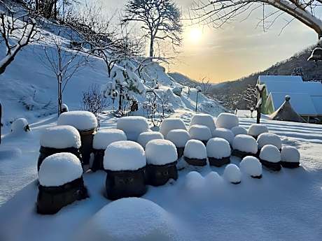 Hwacheon Sankkunuijib Pension