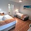 Sunburst Motel
