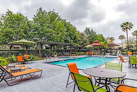 La Quinta Inn & Suites by Wyndham Tomball