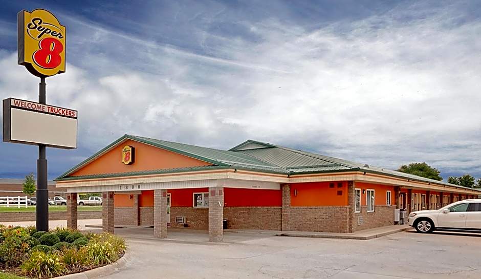 Super 8 by Wyndham Siloam Springs