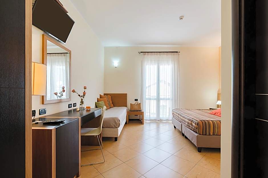 Cerri Hotel