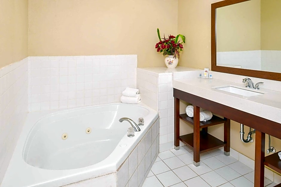 Comfort Inn and Suites Joplin