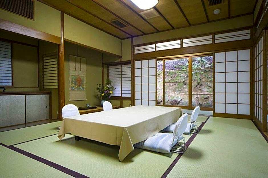 Tsukihitei