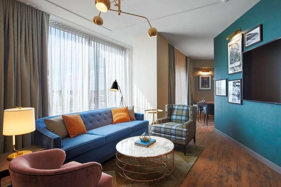 Hotel Zachary, Chicago, a Tribute Portfolio Hotel