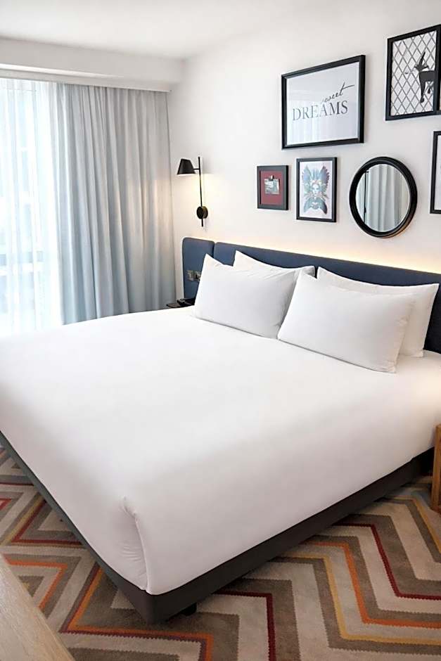 Hampton by Hilton Bath City