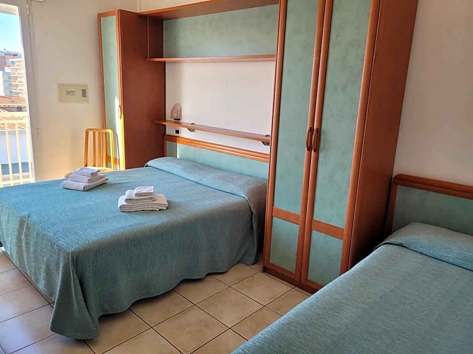 HOTEL ADRIA BEACH