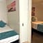 Trickett Gardens Holiday Inn