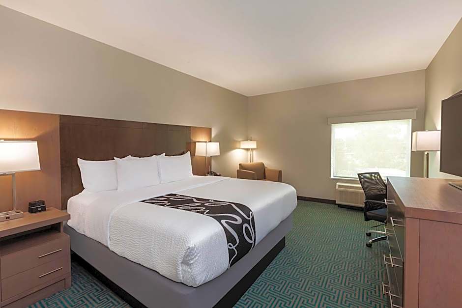 La Quinta Inn & Suites by Wyndham Lafayette Oil Center