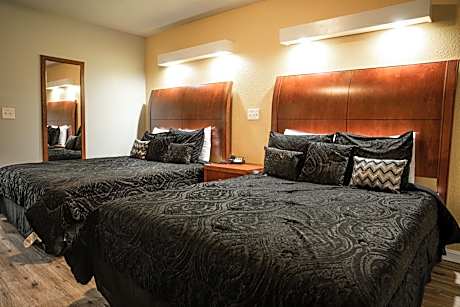 Queen Room with Two Queen Beds