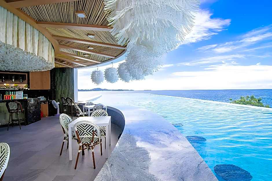 Royal Wing Suites & Spa Pattaya