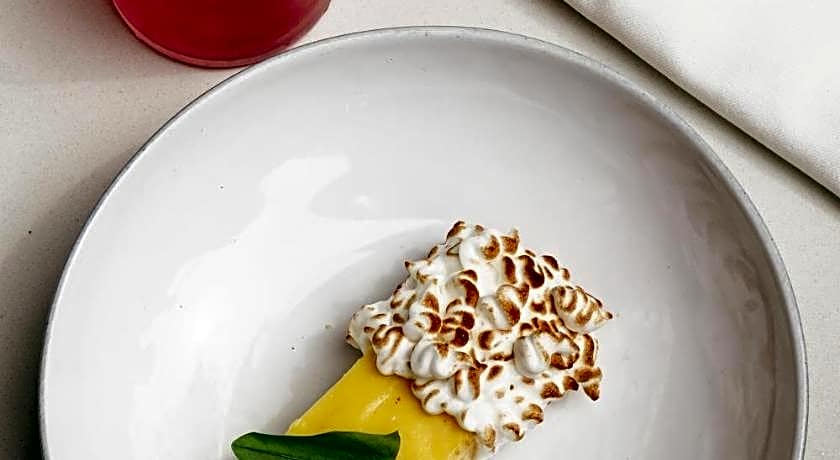 Unfound Door - Design Hotel