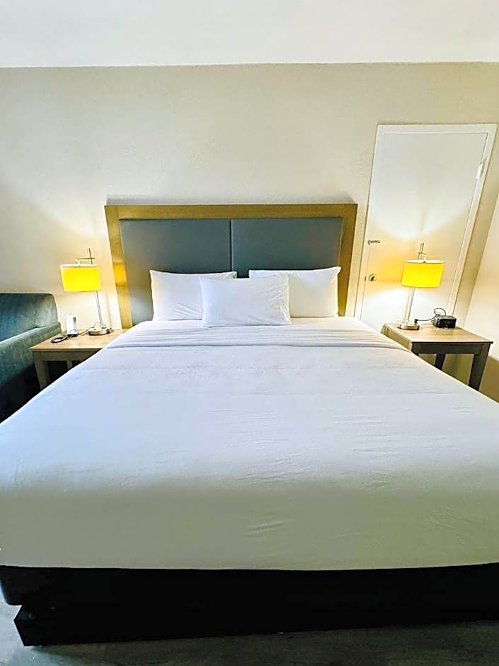 Silver Beach Hotel