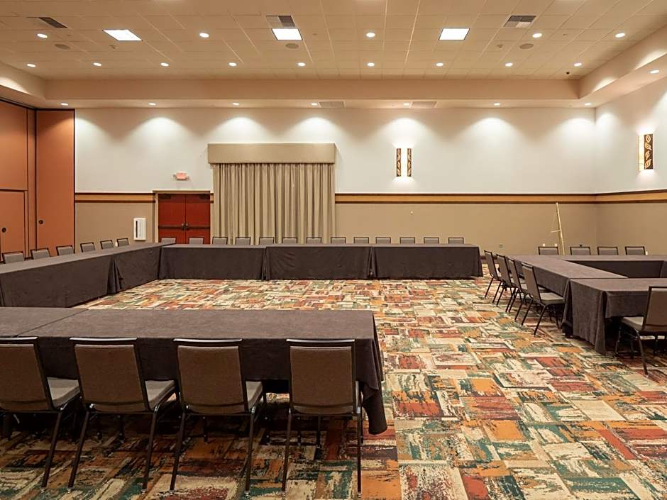 Holiday Inn Stevens Point - Convention Center By IHG
