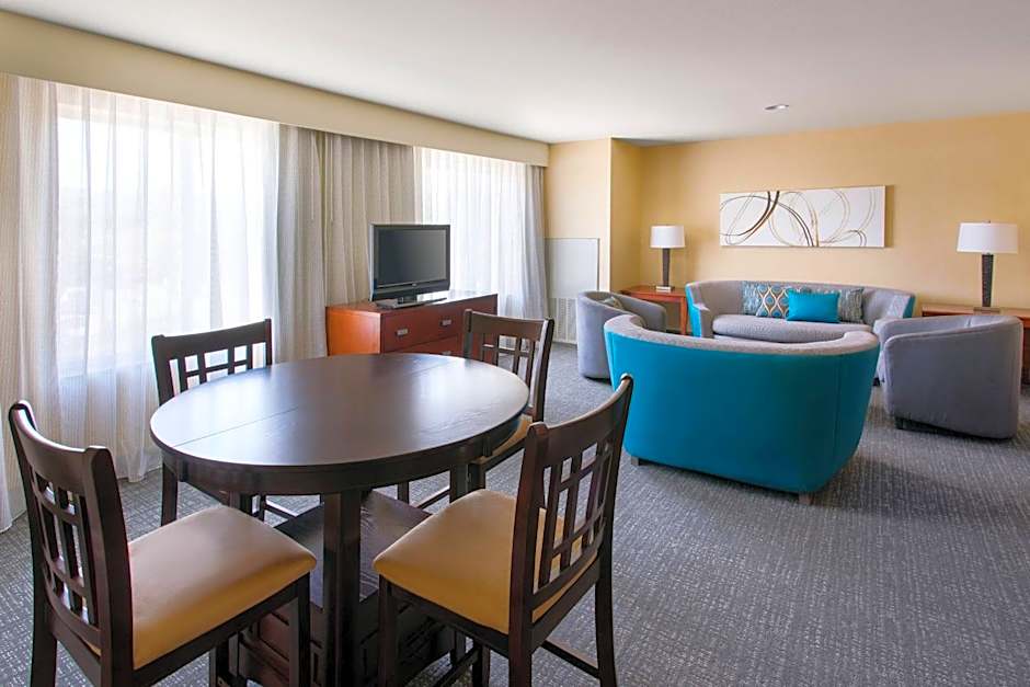Courtyard by Marriott Sacramento Cal Expo