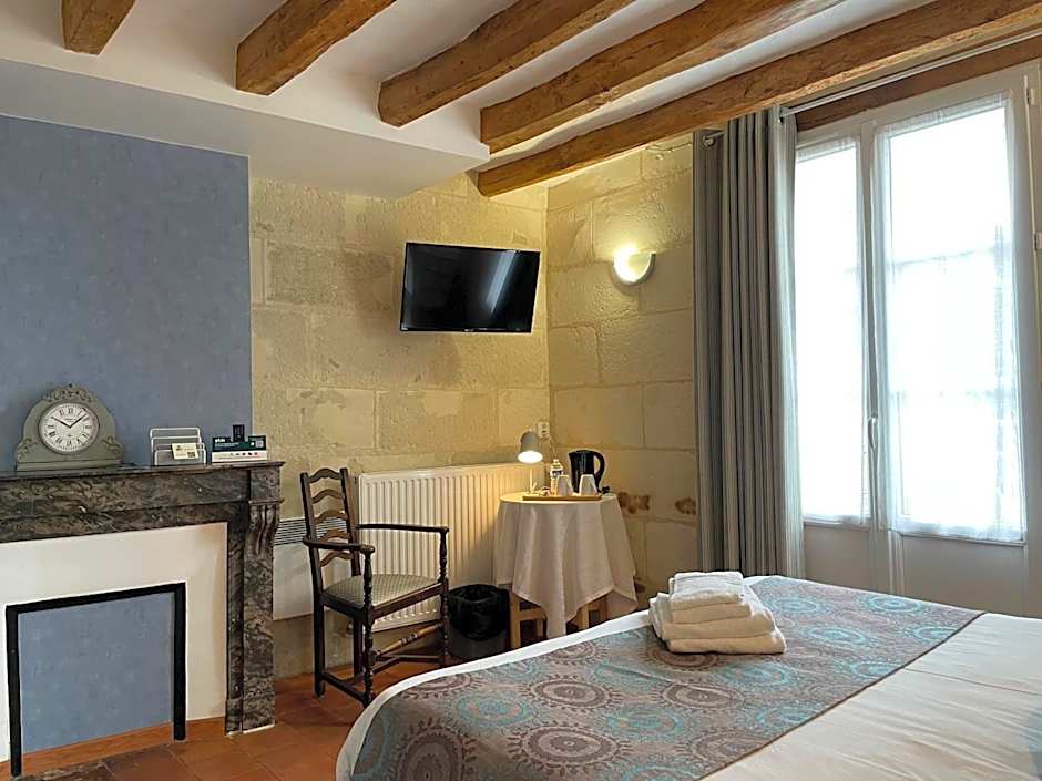 Logis Auberge Le Colombien - Hôtel et Restaurant