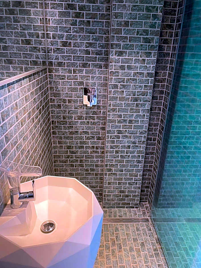 Diamond Capsule Hotel Amsterdam South