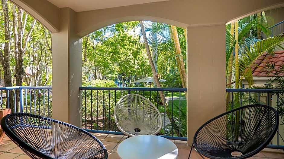 Sanctuary Lake Apartments