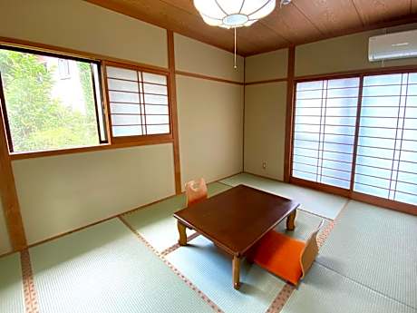 Japanese Style Room with Shared Bathroom
