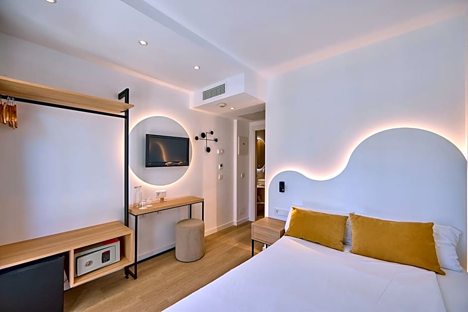 Universal Hotel Bikini