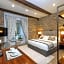 Donati Luxury Tower Suites