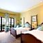 Rocks Hotel