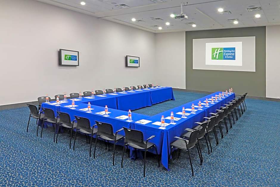 Holiday Inn Express Hotel & Suites Hermosillo By IHG