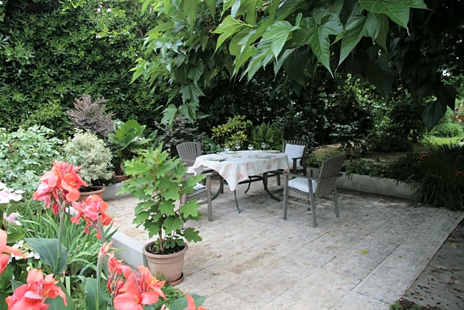 PIETRASANTA - VERSILIA - Villa Arzilla Garden con piscina