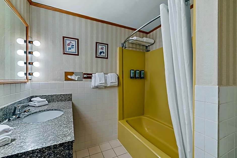 Best Western Adirondack Inn