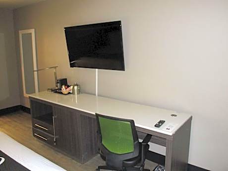 King Room - Non-Smoking