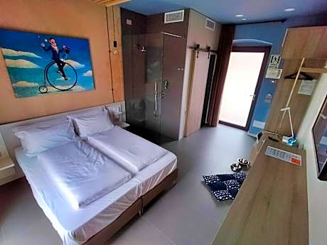 Double Room with Garden View